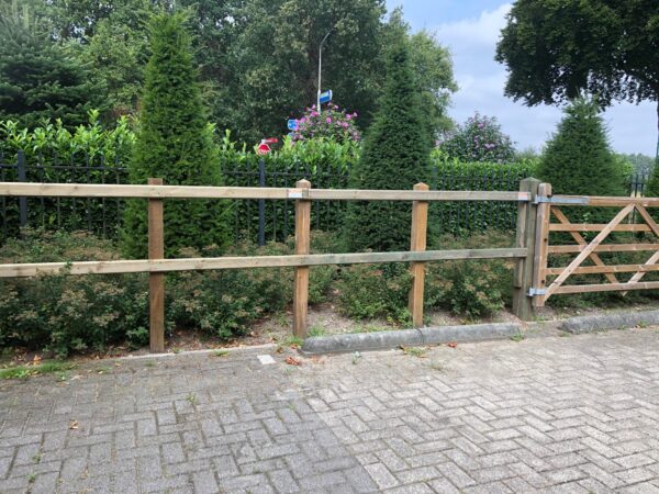 Geert et Henk - clôture à visser - Lord - 3 poutres (1)
