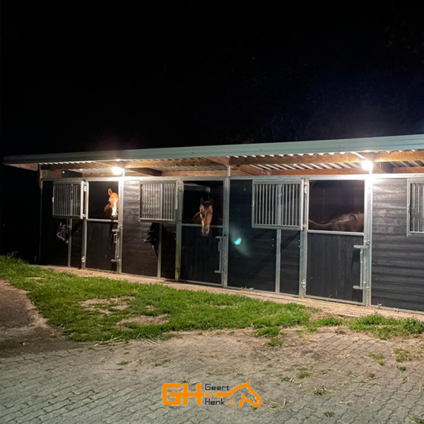 GH outdoor stable with pent roof